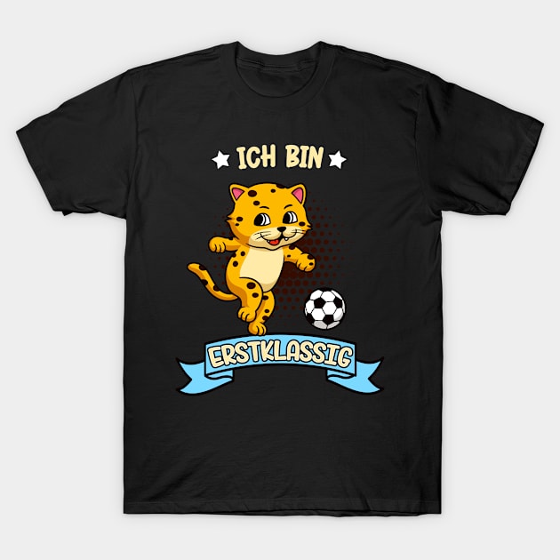 Ich bin Erstklassig Fußball Katze Schulanfang T-Shirt by Foxxy Merch